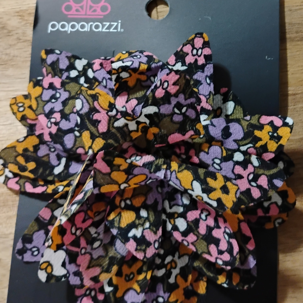 Paparazzi Floral Kids Hair Accessory - Multicolor